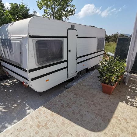 Green Garden Caravan Hotel Agrilia Bagian luar foto